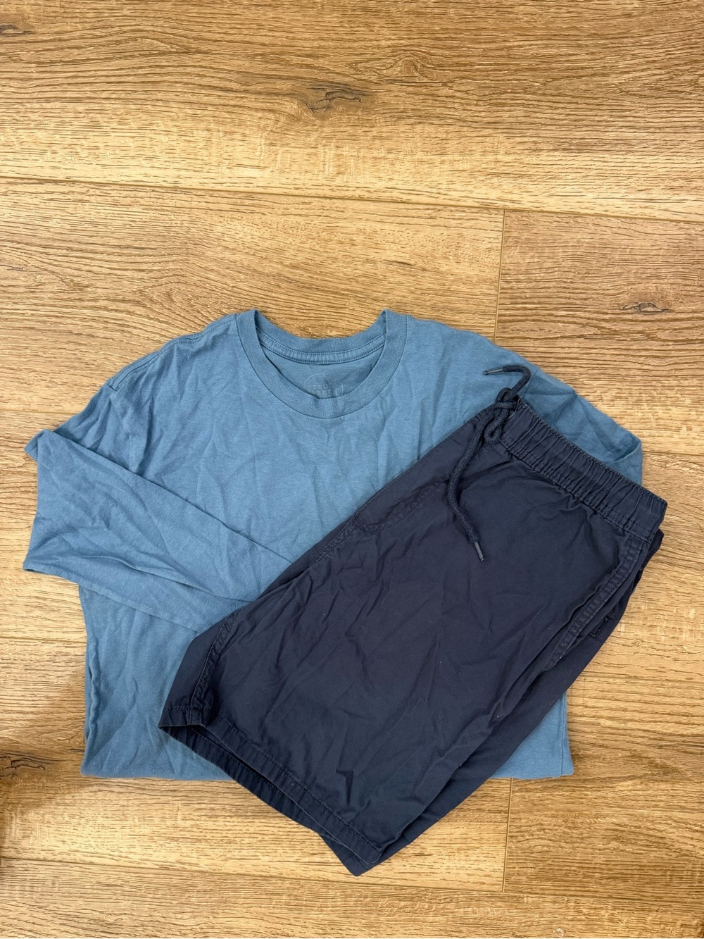 Men's Navy Drawstring Shorts - Classic Casual